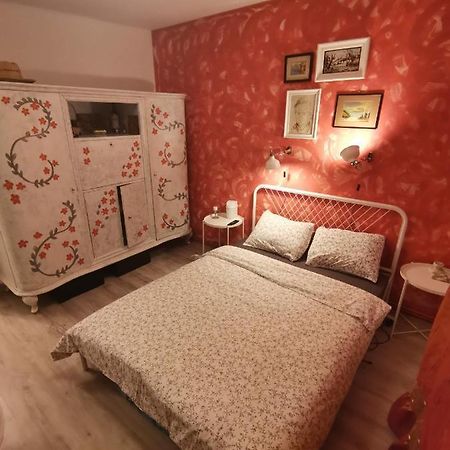 Cosy 2 Rooms Apartment With A View Near The Forest Predeal Exterior foto