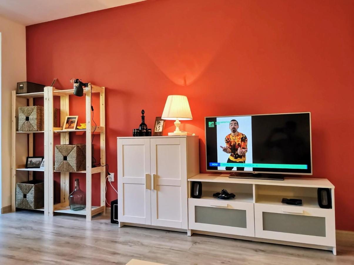 Cosy 2 Rooms Apartment With A View Near The Forest Predeal Exterior foto