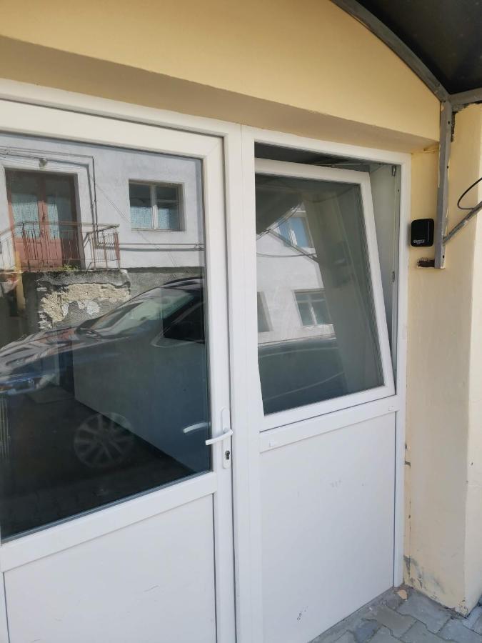 Cosy 2 Rooms Apartment With A View Near The Forest Predeal Exterior foto